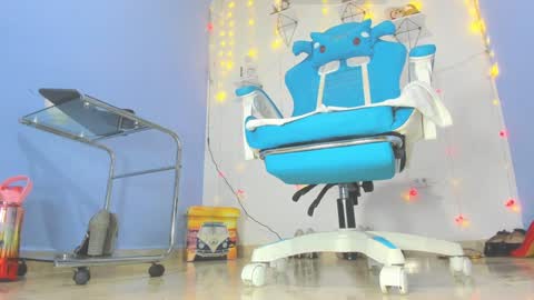 Snapshot of cristinavanegas chatting on January 6, 2025, 12:27 am Julieta online show from January 6, 2025, 12:27 am