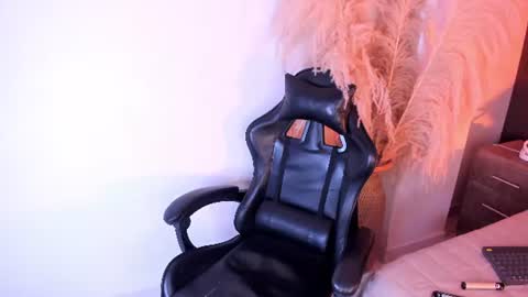 CristineRain online show from July 3, 2026, 6:53 am