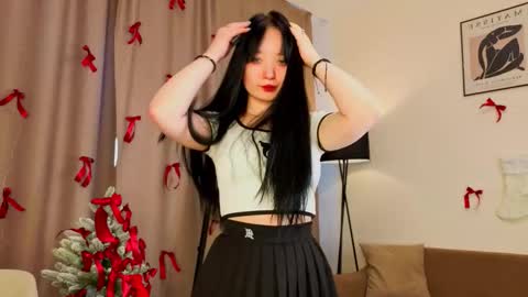 Snapshot of cristinledlie chatting on January 15, 2026, 5:34 am Milla online show from January 15, 2026, 5:34 am