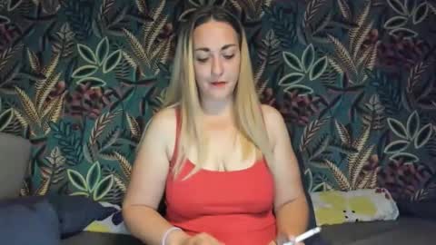 Cristina online show from November 2, 2025, 5:43 am