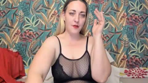 Cristina online show from December 17, 2025, 9:21 pm