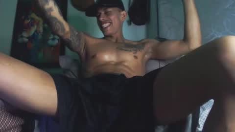 criistofer online show from September 13, 2025, 9:09 am