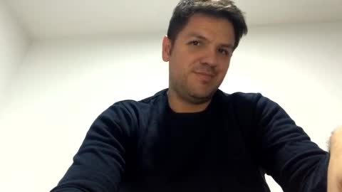 cristopher3042 online show from December 10, 2024, 3:30 am