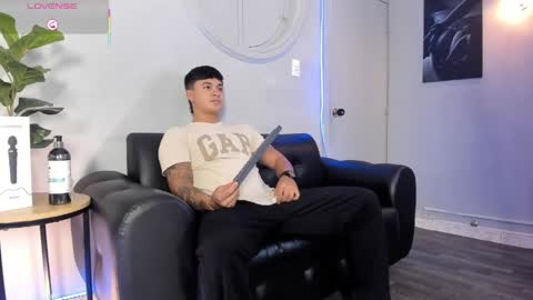 Cristopher online show from June 4, 2026, 2:23 pm