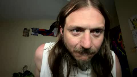 Snapshot of critterluvsfeet chatting on May 10, 2026, 7:13 am Critter2999LuvsFeet online show from May 10, 2026, 7:13 am