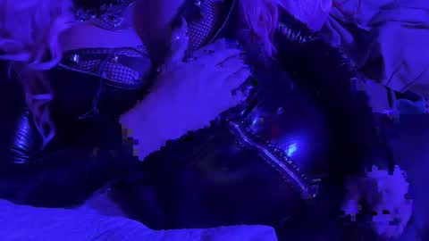 Snapshot of crkdfxdaddy chatting on February 3, 2026, 11:15 am Jonathan online show from February 3, 2026, 11:15 am