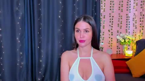 Snapshot of cross_the_line chatting on May 19, 2026, 9:48 am xx Amina xx online show from May 19, 2026, 9:48 am