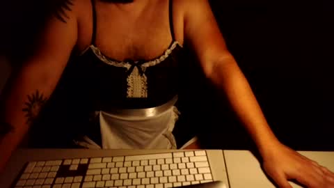 Snapshot of crossdressercrowe chatting on November 1, 2025, 12:56 am Insta theramonacrowecd online show from November 1, 2025, 12:56 am