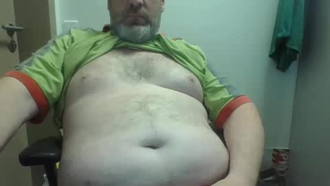 Crouch1 online show from May 7, 2026, 9:25 am