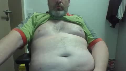 Crouch1 online show from May 11, 2026, 9:26 am