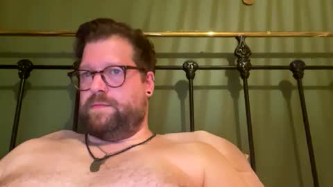 Snapshot of crouchendtiger chatting on September 15, 2025, 12:21 am crouchendtiger online show from September 15, 2025, 12:21 am