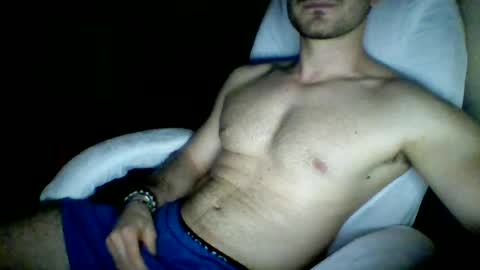 Snapshot of crox99 chatting on June 8, 2026, 8:53 pm crox99 online show from June 8, 2026, 8:53 pm