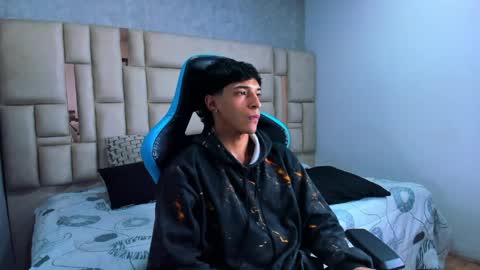 Croy online show from April 11, 2026, 6:40 am