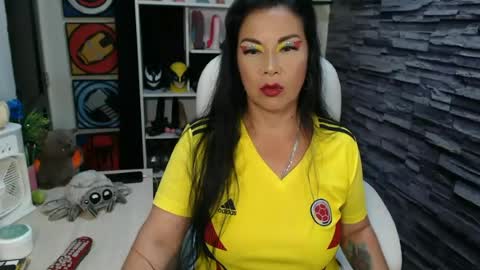 Snapshot of cruela_deviil chatting on June 24, 2026, 12:42 am cruela_deviil online show from June 24, 2026, 12:42 am