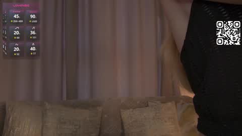 Rina online show from November 29, 2025, 9:45 am