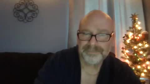 fun guy online show from December 31, 2024, 9:28 pm