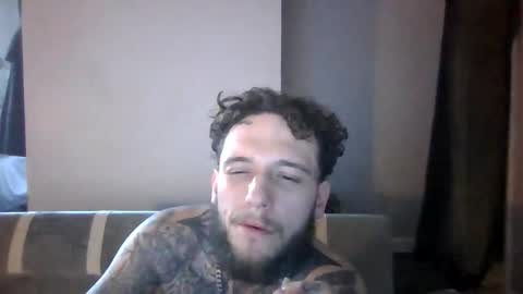 Snapshot of cruz815 chatting on February 28, 2026, 10:22 pm cruz815 online show from February 28, 2026, 10:22 pm