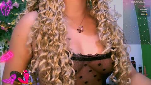 Snapshot of crysrus chatting on September 16, 2025, 12:22 am crysrus online show from September 16, 2025, 12:22 am
