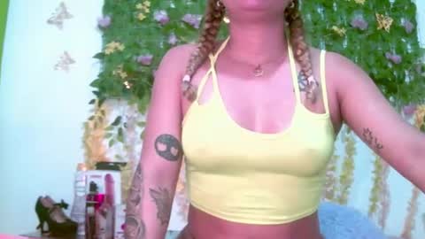 crysrus online show from March 22, 2026, 9:18 pm