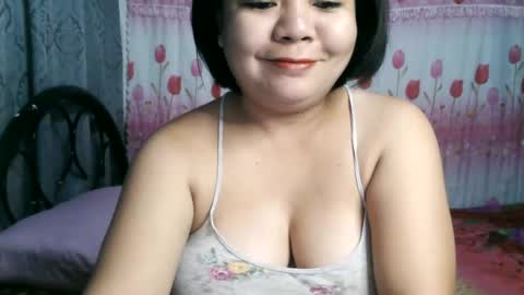 Snapshot of crystal_april chatting on January 10, 2025, 2:02 pm Crys online show from January 10, 2025, 2:02 pm