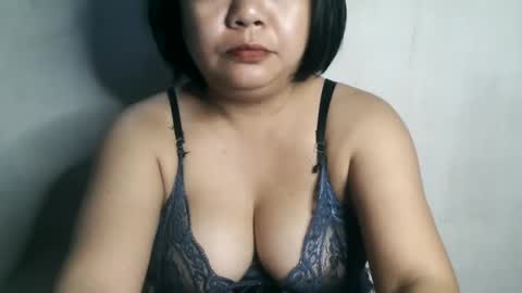 Snapshot of crystal_april chatting on January 18, 2025, 1:08 pm Crys online show from January 18, 2025, 1:08 pm