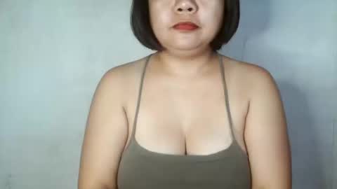 Snapshot of crystal_april chatting on January 19, 2025, 10:17 am Crys online show from January 19, 2025, 10:17 am
