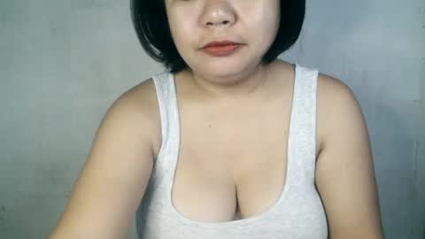Snapshot of crystal_april chatting on January 20, 2025, 1:28 am Crys online show from January 20, 2025, 1:28 am