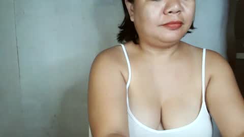 Snapshot of crystal_april chatting on January 26, 2025, 2:19 pm Crys online show from January 26, 2025, 2:19 pm