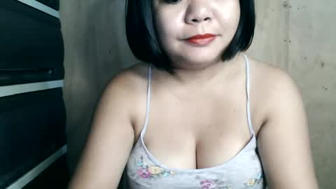 Snapshot of crystal_april chatting on February 16, 2025, 2:20 am Crys online show from February 16, 2025, 2:20 am