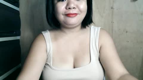 Snapshot of crystal_april chatting on February 17, 2025, 1:25 am Crys online show from February 17, 2025, 1:25 am