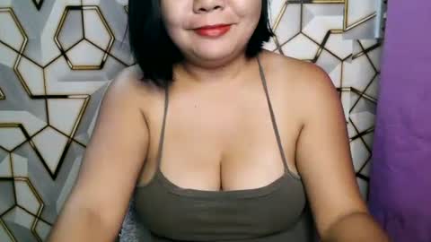 Snapshot of crystal_april chatting on March 9, 2025, 2:32 pm Crys online show from March 9, 2025, 2:32 pm