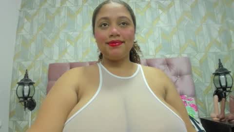 crystal_butterfly1 online show from November 30, 2025, 11:47 am