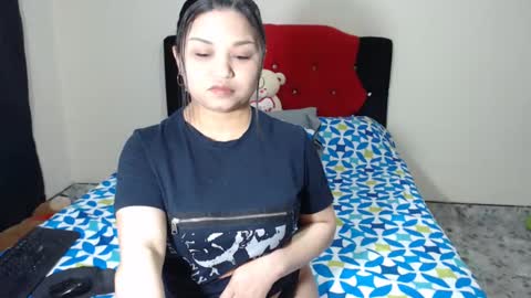 Snapshot of crystal_milkmature chatting on February 4, 2025, 11:16 pm   Crystal  Milf online show from February 4, 2025, 11:16 pm