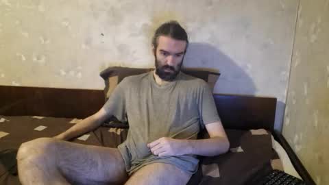 Crystallax online show from December 4, 2025, 4:44 am