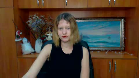 Stella online show from February 13, 2025, 12:11 pm