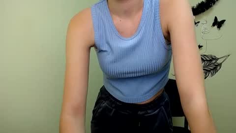 Stella online show from February 26, 2025, 7:53 am