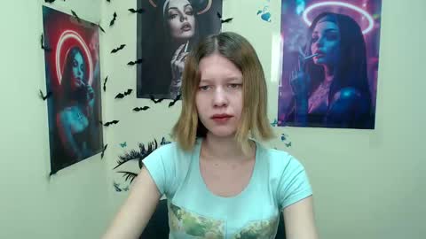 Stella online show from March 3, 2025, 7:10 am