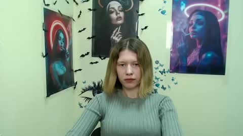 Stella online show from March 8, 2025, 4:17 pm