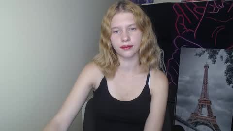 Stella online show from September 27, 2025, 6:02 pm