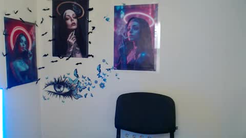 Stella online show from March 26, 2026, 8:47 pm