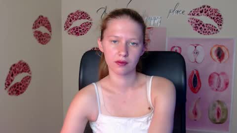Stella online show from May 27, 2026, 6:49 pm