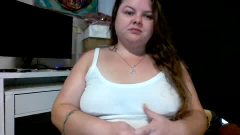 Snapshot of crystalizzzee chatting on July 31, 2026, 2:38 pm Herekittykitty69 online show from July 31, 2026, 2:38 pm