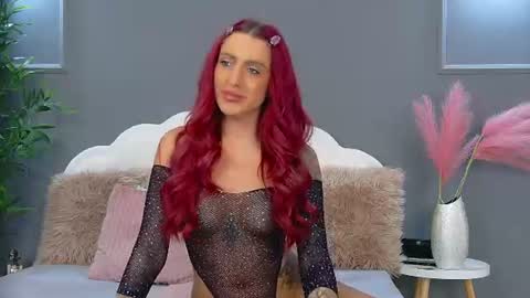 Snapshot of crystallred chatting on July 8, 2026, 6:45 pm crystallred online show from July 8, 2026, 6:45 pm