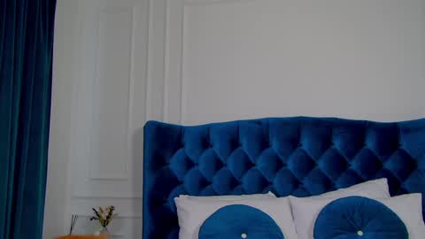 Crystal online show from March 11, 2025, 6:21 am