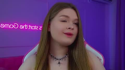 Crystal online show from March 15, 2026, 6:19 am