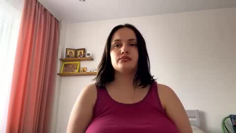 Snapshot of crystatragesser chatting on June 23, 2026, 2:04 pm Bett online show from June 23, 2026, 2:04 pm