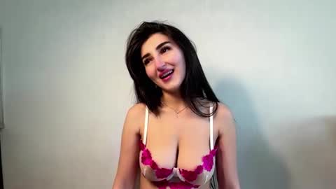 Diana online show from June 17, 2026, 1:12 pm