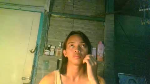 Lauren online show from November 15, 2025, 2:24 pm