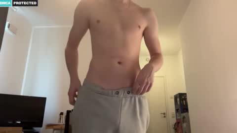 cube93 online show from November 18, 2025, 9:25 am