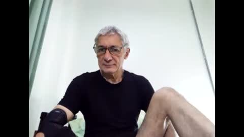 BIG UNCUT HARD COCK online show from February 18, 2025, 2:05 am